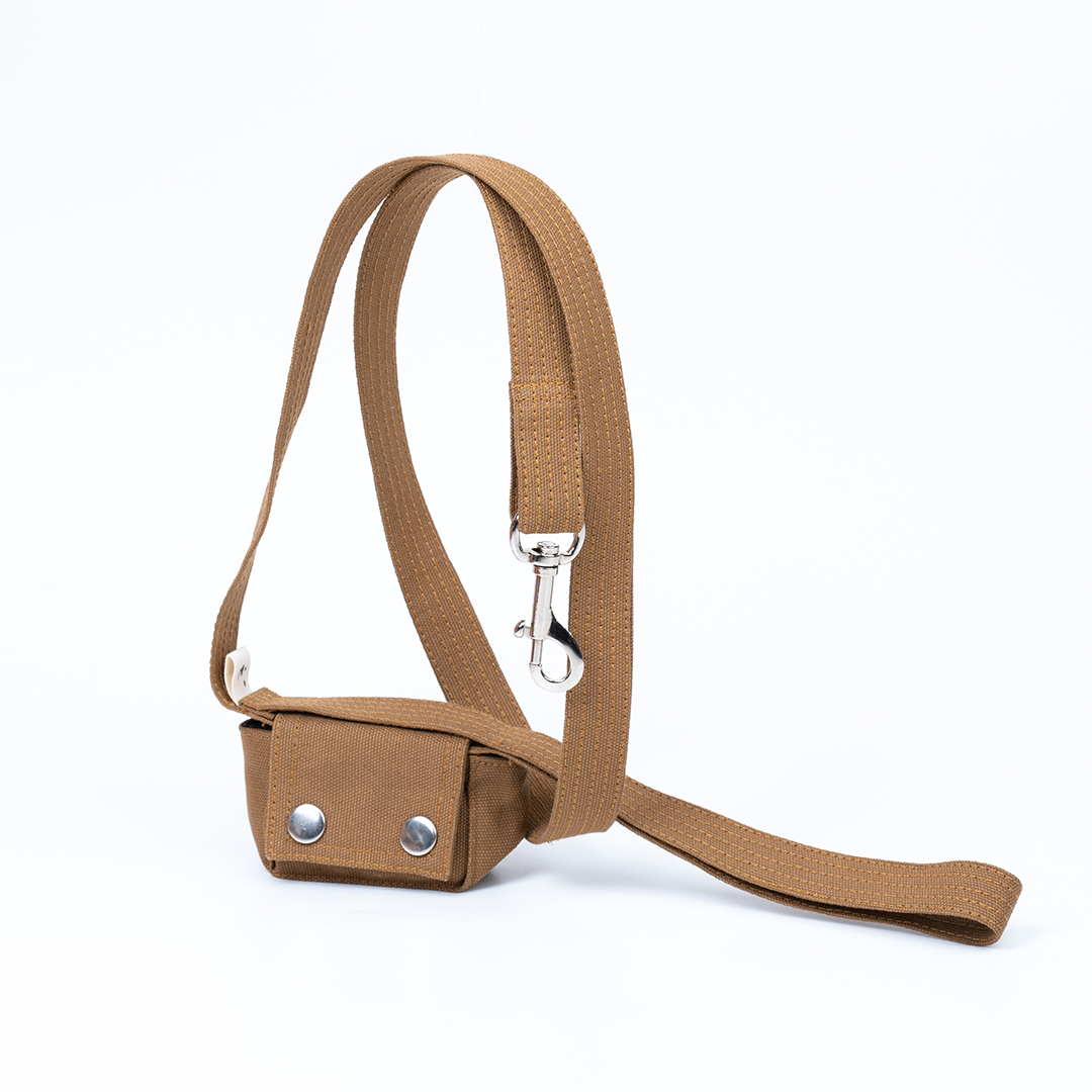 Leash "Poop Bag 1"