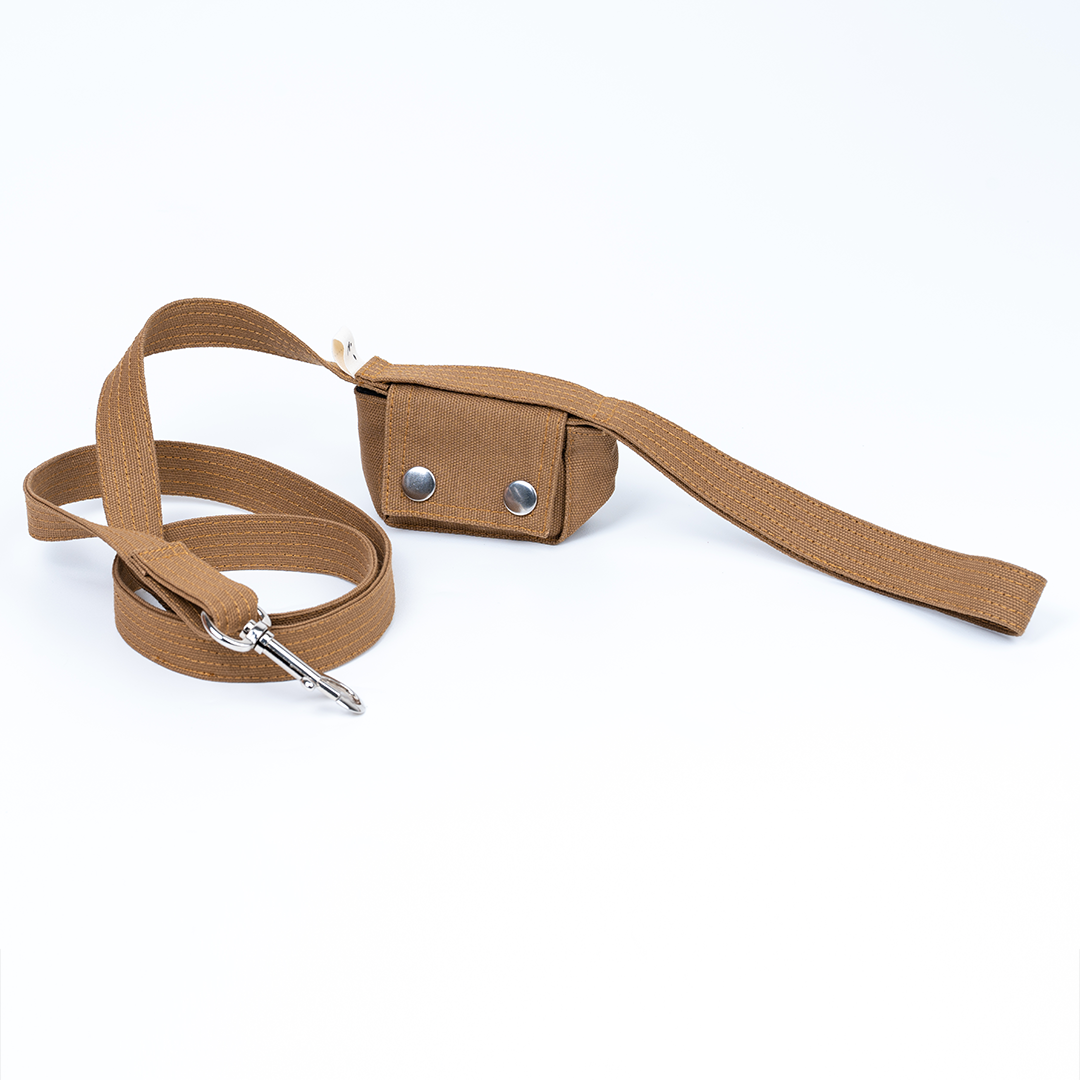Leash "Poop Bag 1"